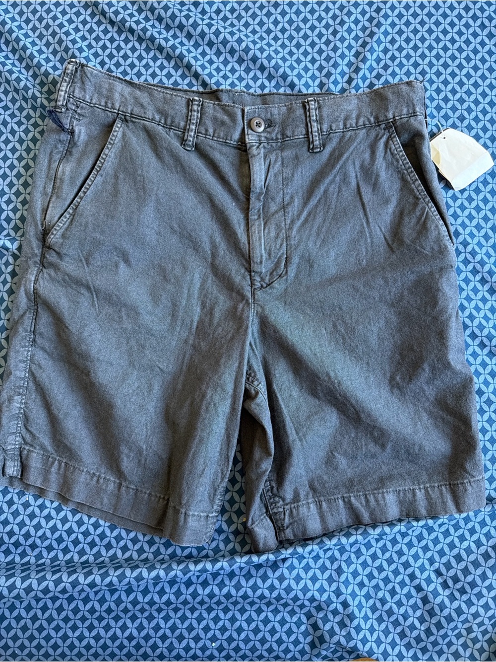 American Eagle Outfitters Men's Cargo Shorts - Gray
